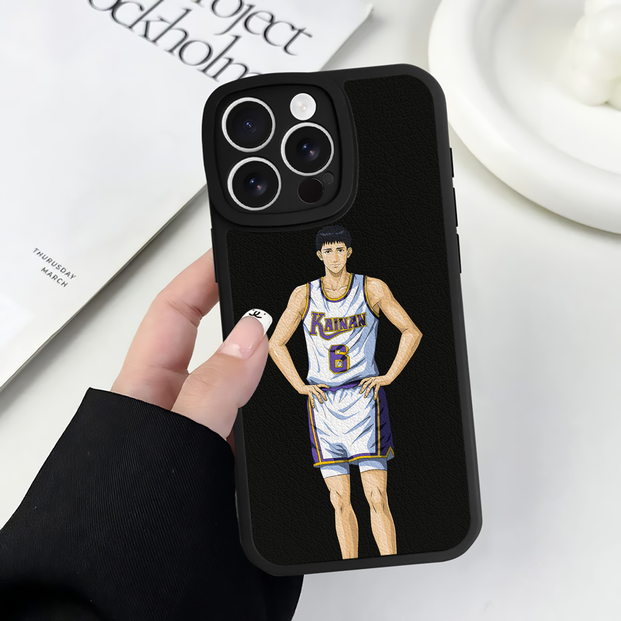 （画像用） SLAM DUNK／スラムダンク 【iPhone 16シリーズ対応】シリコンスマホケース（レザー調） 材質：シリコン